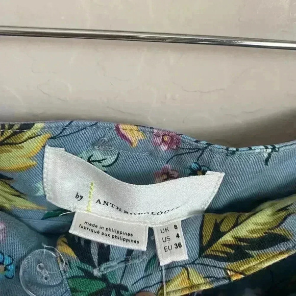 Anthropologie Victoria Floral Cargo Pants Size 4 - Picture 10 of 15